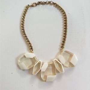 Elegant Gold and Cream Necklace